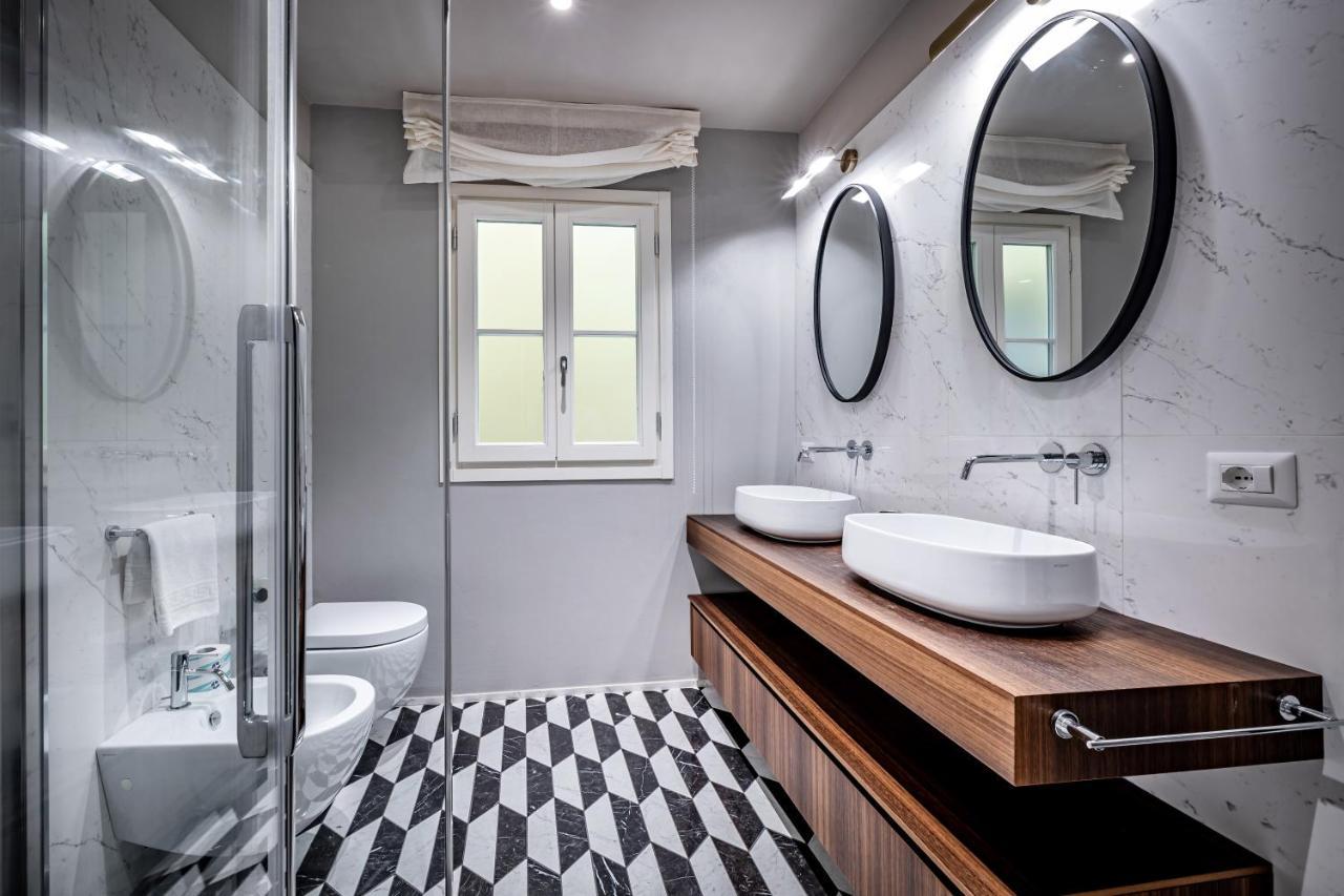 Hs4U Ricasoli Luxury Apartment Near Duomo N. 3 Florens Exteriör bild