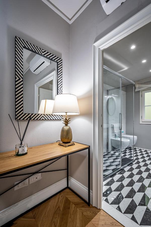 Hs4U Ricasoli Luxury Apartment Near Duomo N. 3 Florens Exteriör bild