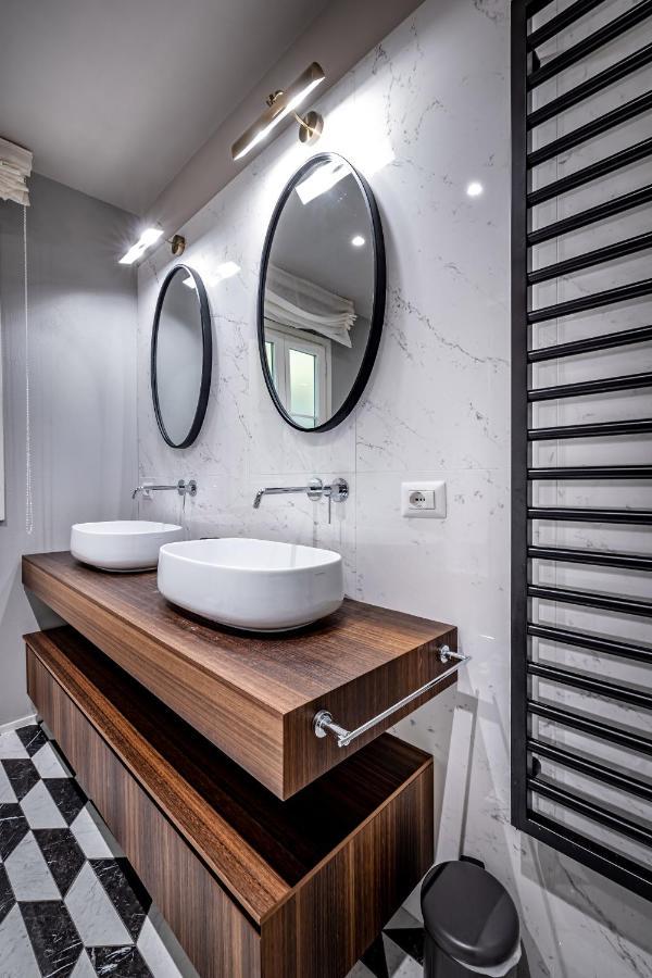 Hs4U Ricasoli Luxury Apartment Near Duomo N. 3 Florens Exteriör bild